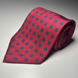 Brooks Brothers Geometric Red Square‎ Silk Necktie Makers Tie Made in USA
